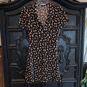 Elegant Black Floral Mini Dress